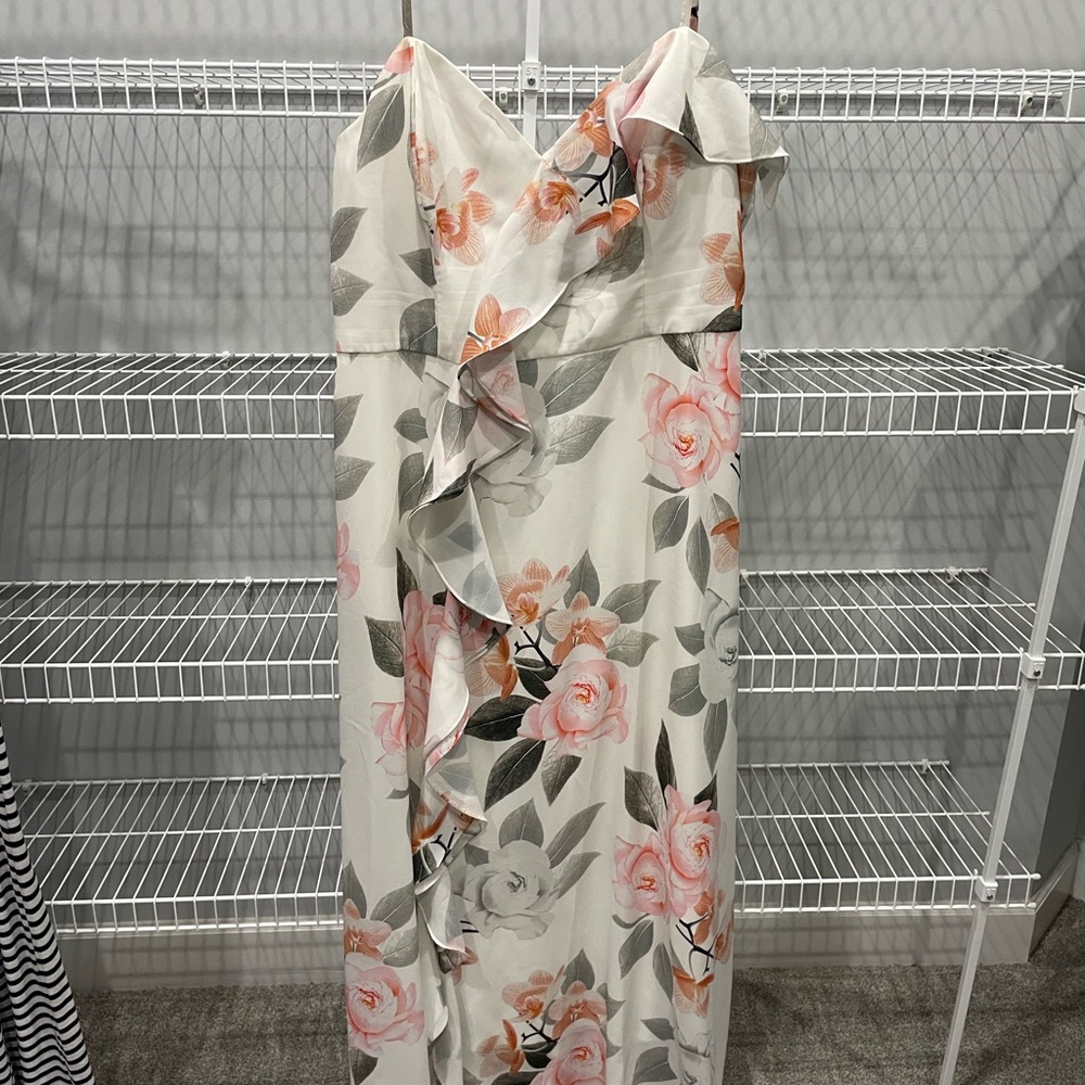 City chic formal dress